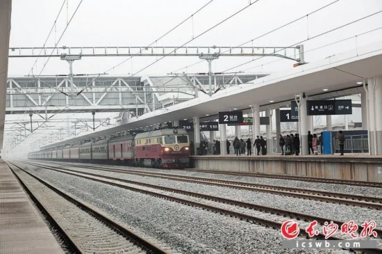 贵广高速铁路的社会效益（铁路经济效益）