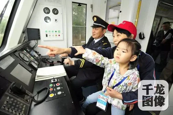 这是哪年的北京地铁线路图（北京地铁老照片）2