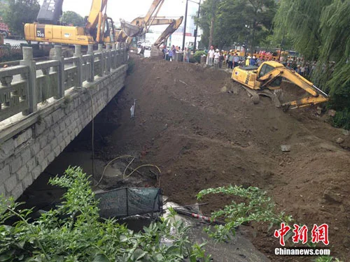 求杭州地铁坍塌事故分析(杭州地铁塌方一赔5)2