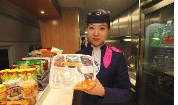高铁商务座晚餐免费(高铁商务舱吃饭免费吗)4