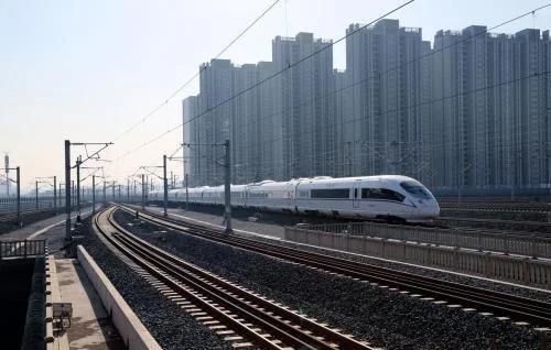 高铁每小时用电多少度(高铁动车功率)2