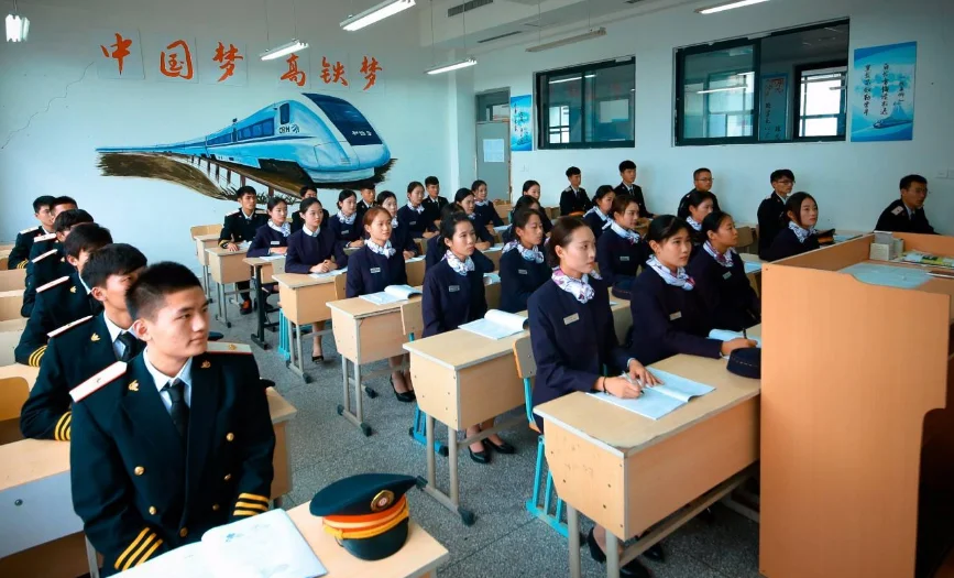 高铁对区域经济发展的影响（高铁相关产业）2