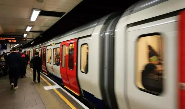 杭州东站怎么坐地铁1号线(杭州东站出来坐地铁)1