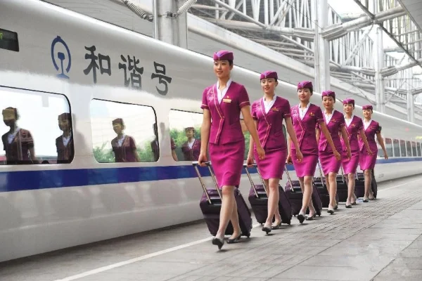 高铁服务员有那些要求（高铁客运服务人员）3