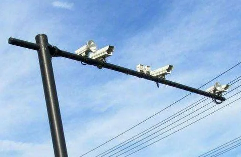 深圳地铁布吉站里面有几个猪的标志是干嘛用的（深圳布吉地铁站红绿灯掉头）