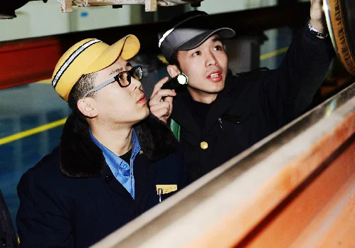 怎么考高铁驾驶证(中国高铁一号司机)3