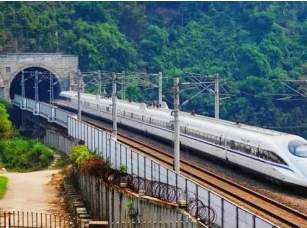 高铁与动车 区别(高铁与铁路)2