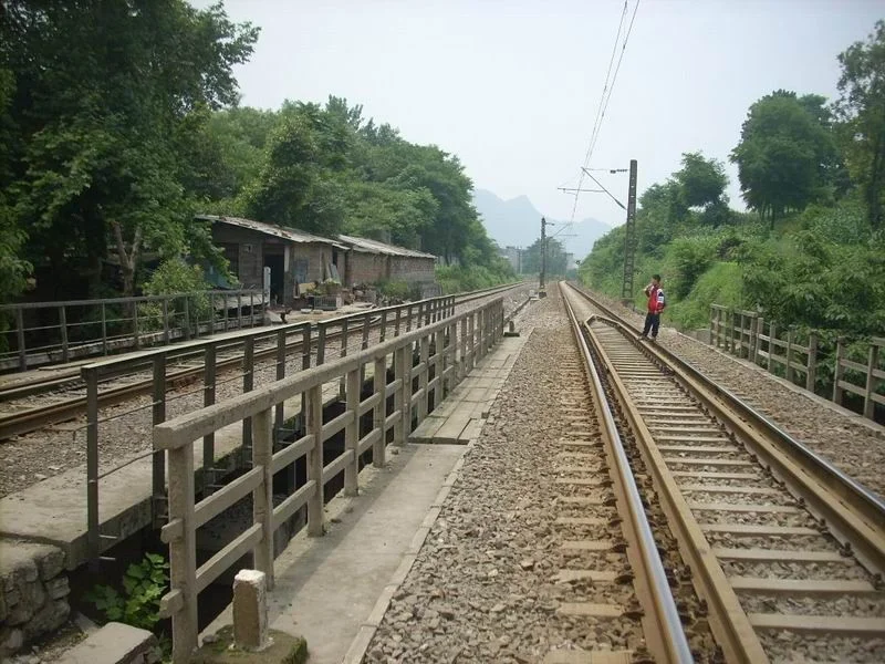为什么娄邵邵永铁路邵阳的人只提200或250以下为什么要低一等（邵永铁路扩改）3
