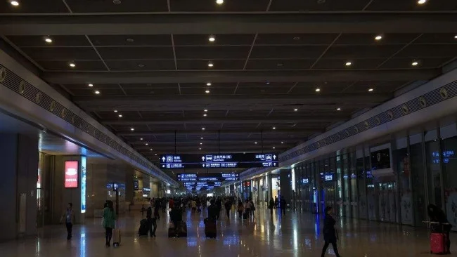 上海虹桥高铁站和虹桥火车站是一个地方吗(高铁虹桥)4