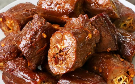 武汉火车站内有周黑鸭吗是正宗的吗价格和市区是不是一样的（周黑鸭武汉地铁沌阳大道站店怎么样）