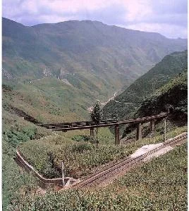 沪昆高铁哪一年通车的全长多少公里（贵昆高铁里程）