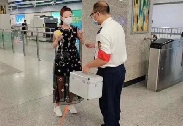 西安如何坐地铁（地铁报西安）4