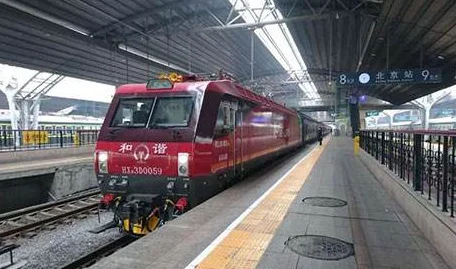 北京火车站到北京西火车站的地铁在那里坐(从北京火车站到西客站怎么坐地铁)1