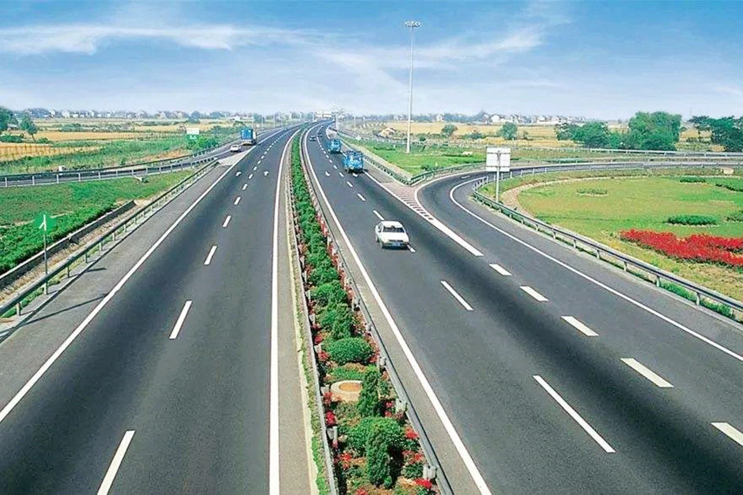 贵广高铁阳朔站和恭城站那一个到平乐县城最方便有直通公车吗z（广西平乐高铁规划）3