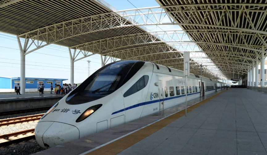 广州到成都的高铁能达到350公里每小时吗（成都高铁速度）2