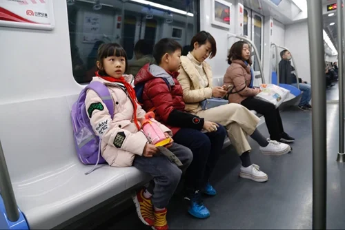 成都地铁如何收费(儿童身高成都地铁免票)3